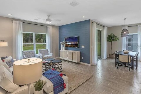 House in Davenport, Florida 4 bedrooms, 182 sq.m. № 2096754 - photo 11