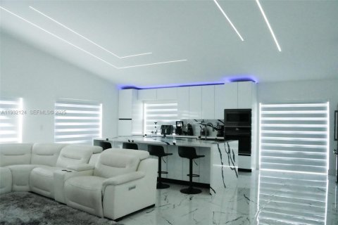 Купить виллу или дом в Мирамар, Флорида 4 спальни, 137.5м2, № 1990773 - фото 8