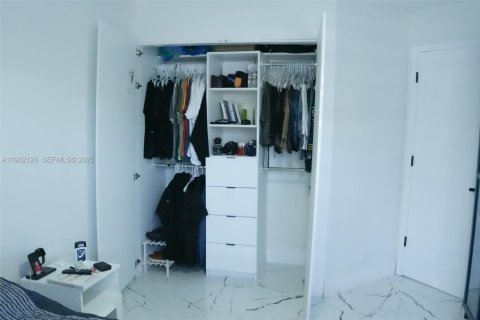 Купить виллу или дом в Мирамар, Флорида 4 спальни, 137.5м2, № 1990773 - фото 19