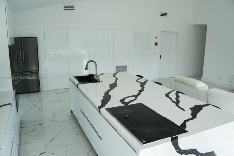 Купить виллу или дом в Мирамар, Флорида 4 спальни, 137.5м2, № 1990773 - фото 6