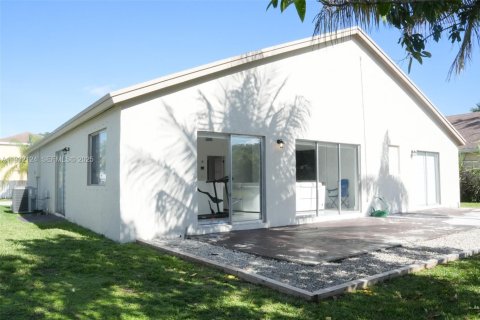 Купить виллу или дом в Мирамар, Флорида 4 спальни, 137.5м2, № 1990773 - фото 23