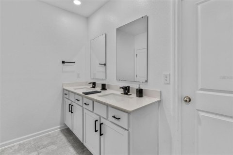 Villa ou maison à louer à Deltona, Floride: 3 chambres, 123.56 m2 № 2150546 - photo 11