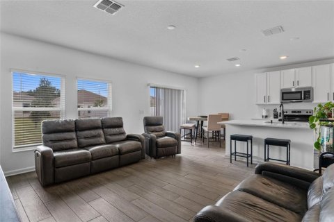 Villa ou maison à louer à Deltona, Floride: 3 chambres, 123.56 m2 № 2150546 - photo 5