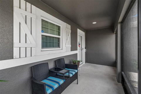 House in Davenport, Florida 3 bedrooms, 135.54 sq.m. № 2151232 - photo 8