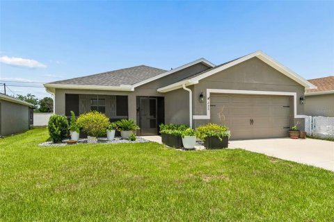House in Davenport, Florida 3 bedrooms, 135.54 sq.m. № 2151232 - photo 4