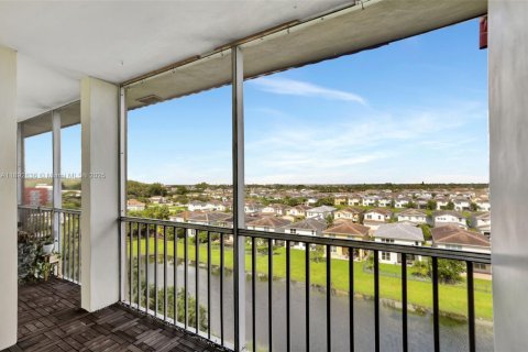 Condo in Deerfield Beach, Florida, 2 bedrooms  № 1945027 - photo 3