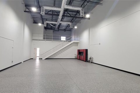 Propiedad comercial en alquiler en Venice, Florida, 274.62 m2 № 1653221 - foto 5