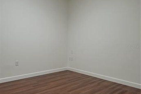 Propiedad comercial en alquiler en Venice, Florida, 274.62 m2 № 1653221 - foto 14