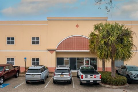 Propiedad comercial en alquiler en Venice, Florida, 274.62 m2 № 1653221 - foto 2