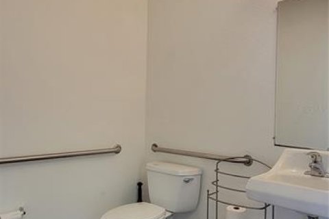 Propiedad comercial en alquiler en Venice, Florida, 274.62 m2 № 1653221 - foto 15