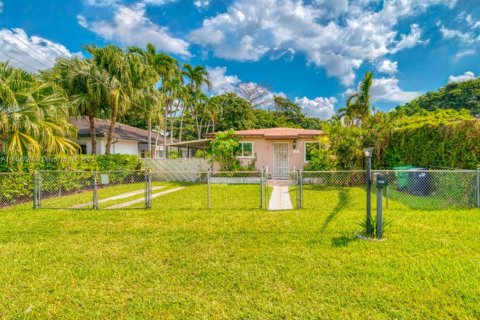 Villa ou maison à vendre à Miami, Floride: 3 chambres, 120.4 m2 № 1898200 - photo 3