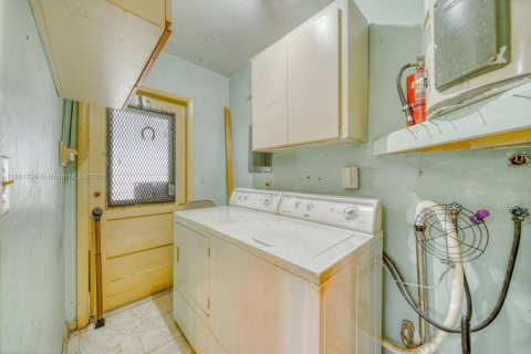 Villa ou maison à vendre à Miami, Floride: 3 chambres, 120.4 m2 № 1898200 - photo 22