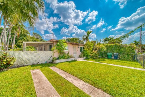 Villa ou maison à vendre à Miami, Floride: 3 chambres, 120.4 m2 № 1898200 - photo 26