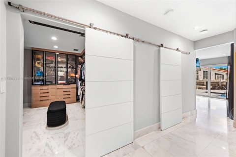 Casa en venta en North Miami Beach, Florida, 3 dormitorios, 201.32 m2 № 1713171 - foto 21