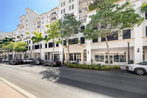 Commercial property in Coral Gables, Florida № 1693516 - photo 2