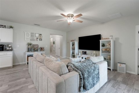 Villa ou maison à vendre à Haines City, Floride: 4 chambres, 183.95 m2 № 2126047 - photo 10