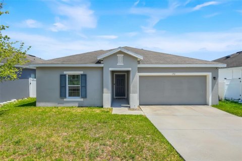 Villa ou maison à Haines City, Floride 4 chambres, 183.95 m2 № 2126047