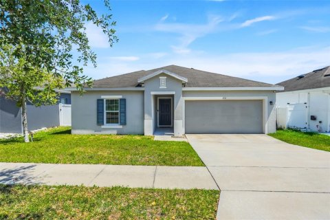 Villa ou maison à vendre à Haines City, Floride: 4 chambres, 183.95 m2 № 2126047 - photo 3