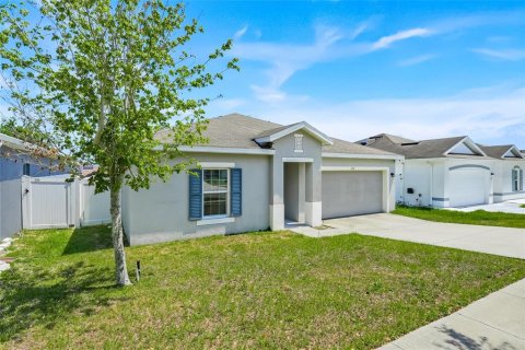 Villa ou maison à vendre à Haines City, Floride: 4 chambres, 183.95 m2 № 2126047 - photo 6