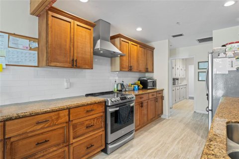 House in Venice, Florida 6 bedrooms, 243.59 sq.m. № 1562996 - photo 8