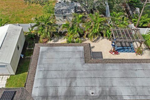 House in Venice, Florida 6 bedrooms, 243.59 sq.m. № 1562996 - photo 27