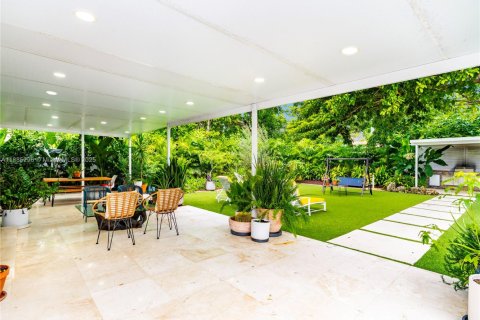 Casa en alquiler en North Miami Beach, Florida, 3 dormitorios, 153.29 m2 № 1932524 - foto 20