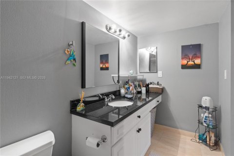 Condominio en venta en Aventura, Florida, 2 dormitorios, 101.36 m2 № 2000728 - foto 19