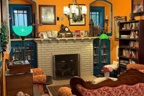 Villa ou maison à louer à Miami, Floride: 4 chambres, 255.3 m2 № 1898164 - photo 13