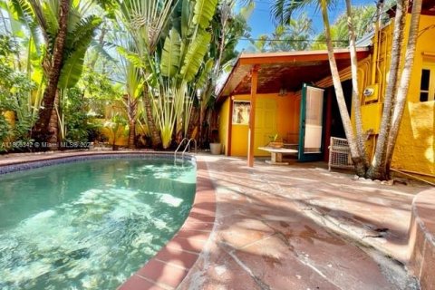 Villa ou maison à louer à Miami, Floride: 4 chambres, 255.3 m2 № 1898164 - photo 23