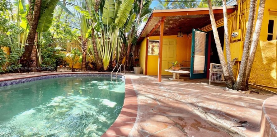 Villa ou maison à Miami, Floride 4 chambres, 255.3 m2 № 1898164