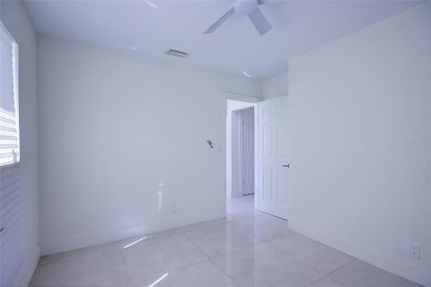 House in Delray Beach, Florida 3 bedrooms, 86.12 sq.m. № 2433609 - photo 15