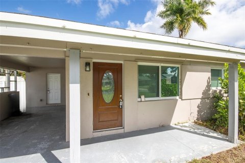 House in Delray Beach, Florida 3 bedrooms, 86.12 sq.m. № 2433609 - photo 6