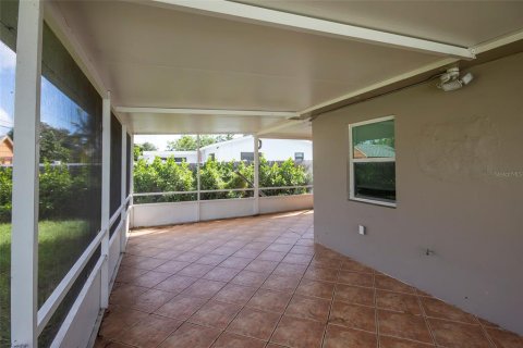 House in Delray Beach, Florida 3 bedrooms, 86.12 sq.m. № 2433609 - photo 9
