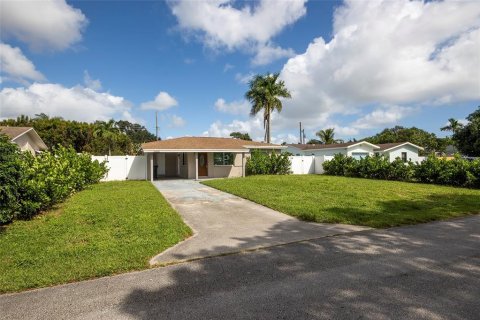Villa ou maison à Delray Beach, Floride 3 chambres, 86.12 m2 № 2433609