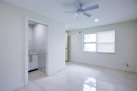 House in Delray Beach, Florida 3 bedrooms, 86.12 sq.m. № 2433609 - photo 25