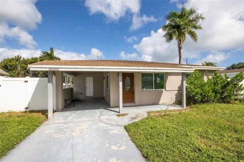 House in Delray Beach, Florida 3 bedrooms, 86.12 sq.m. № 2433609 - photo 4