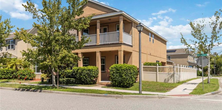 House in Windermere, Florida 3 bedrooms, 199.65 sq.m. № 1804902