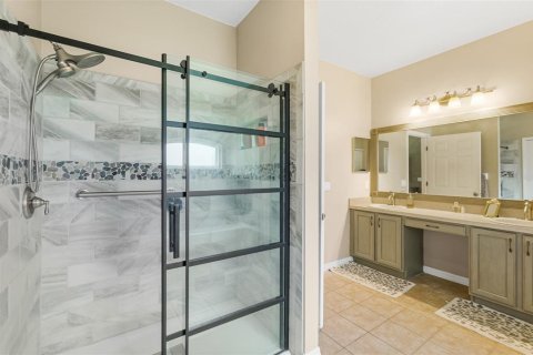 House in Palm Coast, Florida 3 bedrooms, 217.3 sq.m. № 2107565 - photo 18