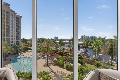 Condominio en venta en North Fort Myers, Florida, 2 dormitorios, 165.92 m2 № 2114321 - foto 23