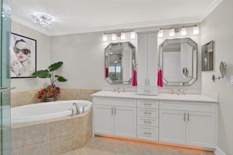 Condominio en venta en North Fort Myers, Florida, 2 dormitorios, 165.92 m2 № 2114321 - foto 29