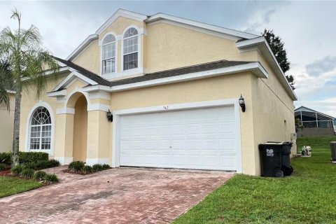 House in Davenport, Florida 5 bedrooms, 237.64 sq.m. № 2206983 - photo 3