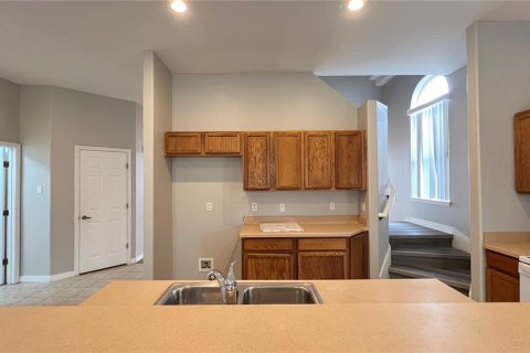 House in Davenport, Florida 5 bedrooms, 237.64 sq.m. № 2206983 - photo 11