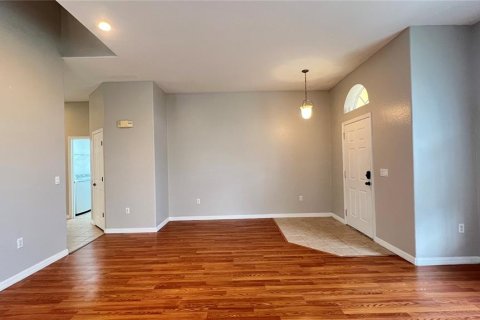 House in Davenport, Florida 5 bedrooms, 237.64 sq.m. № 2206983 - photo 8