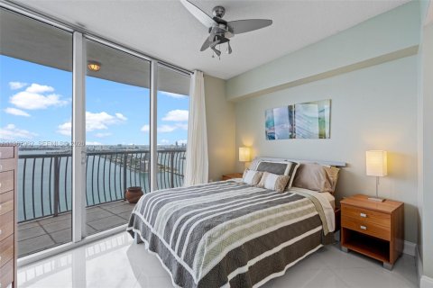 Condominio en venta en Miami, Florida, 2 dormitorios, 97.36 m2 № 2030929 - foto 6