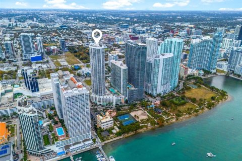 Condominio en venta en Miami, Florida, 2 dormitorios, 97.36 m2 № 2030929 - foto 15