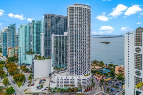 Condominio en venta en Miami, Florida, 2 dormitorios, 97.36 m2 № 2030929 - foto 11