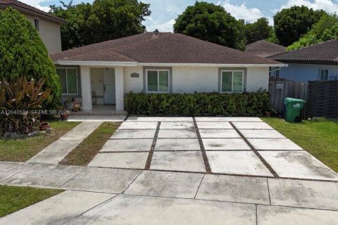 Casa en Miami, Florida 4 dormitorios, 142.14 m2 № 2087299