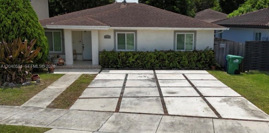 Villa ou maison à Miami, Floride 4 chambres, 142.14 m2 № 2087299