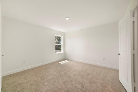 House in Apopka, Florida 5 bedrooms, 317.45 sq.m. № 1886028 - photo 21