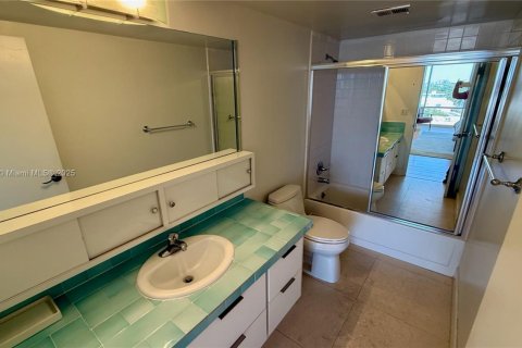 Condominio en alquiler en Miami Beach, Florida, 2 dormitorios, 141.21 m2 № 1959388 - foto 14